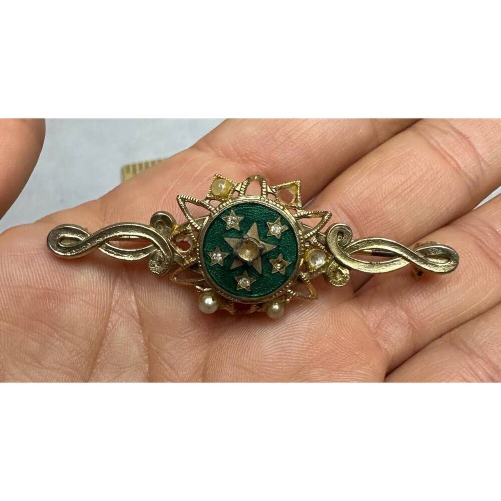 Woman's Gold Tone Brooch Collar Pin